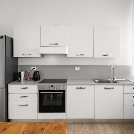 Flats4rent La Dimora D'orlando *